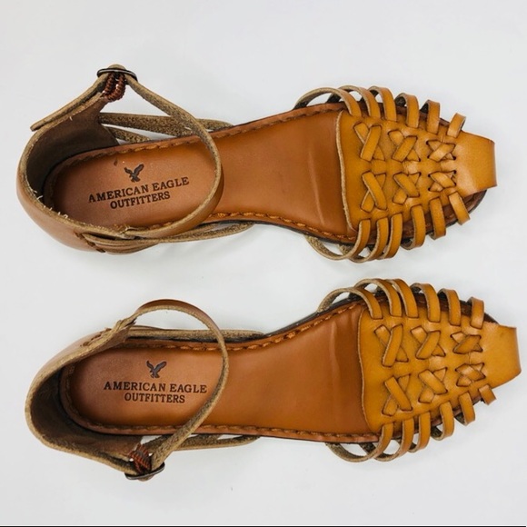 american eagle closed toe sandals